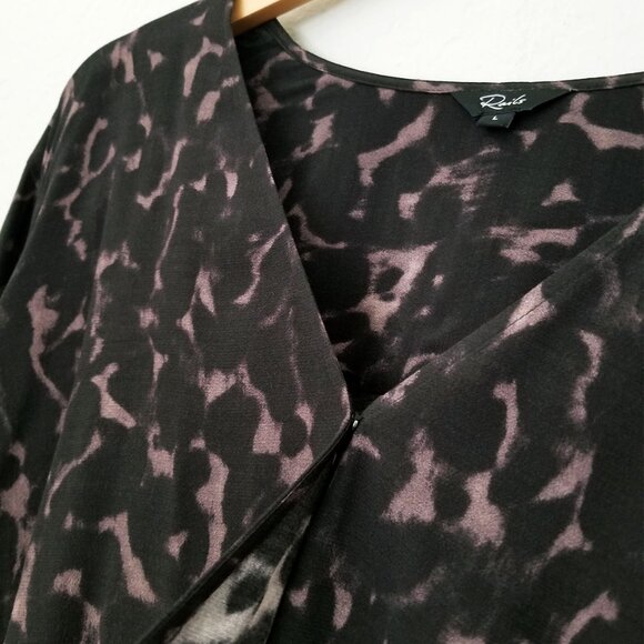 Rails Hillary Diffused Cheetah Print Wrap Blouse Top L Black Long Sleeves $168 - Picture 11 of 16